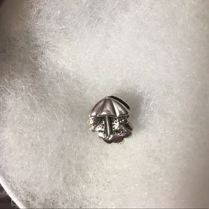 Chamilia Jewelry - Umbrella in sand charm Chamilia Jewelry - Umbrella in sand charm